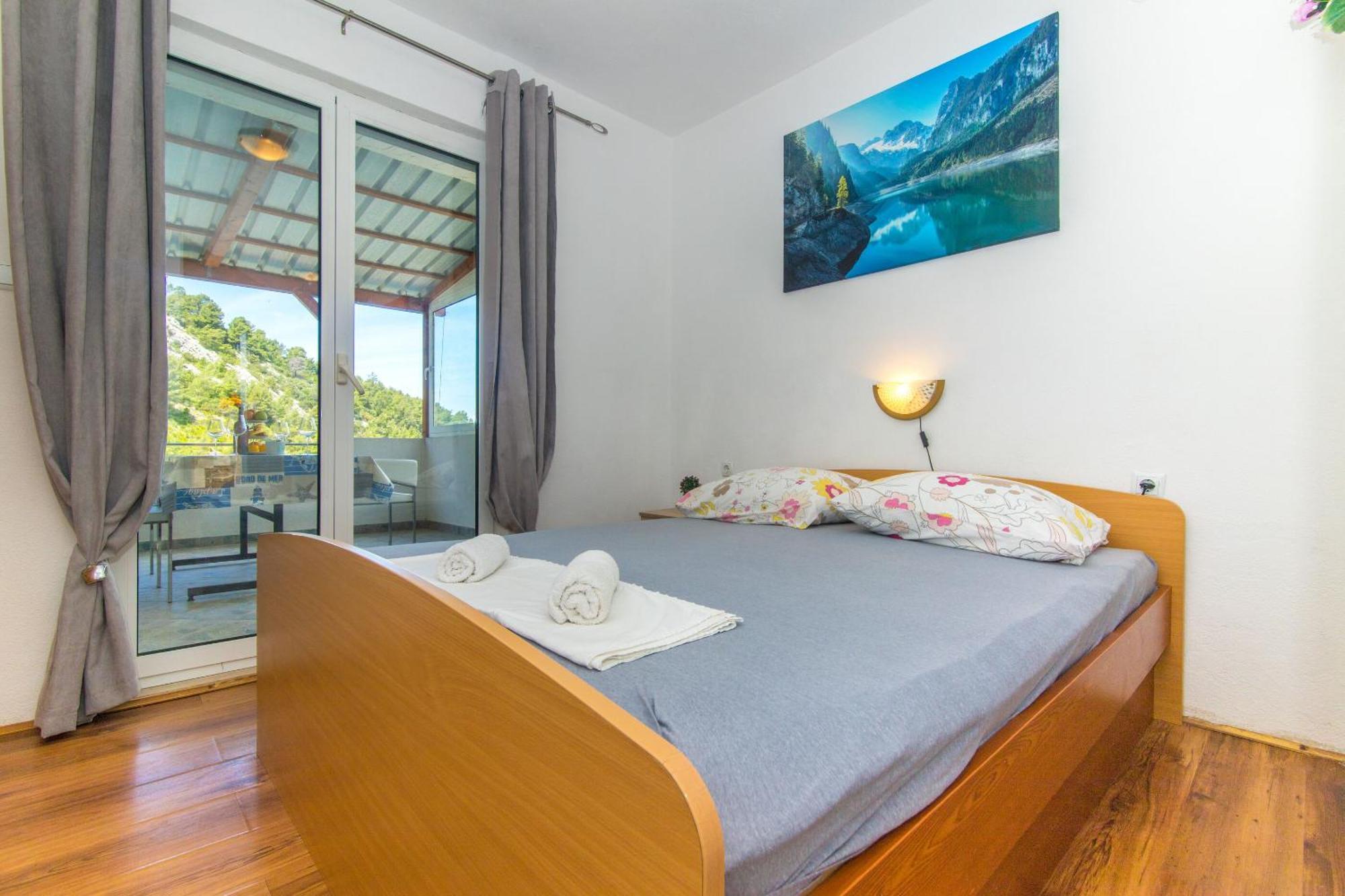Apartments Jelena Bogomolje Ngoại thất bức ảnh